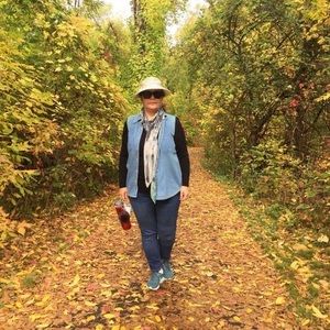 Meet your Posher, Fakhri